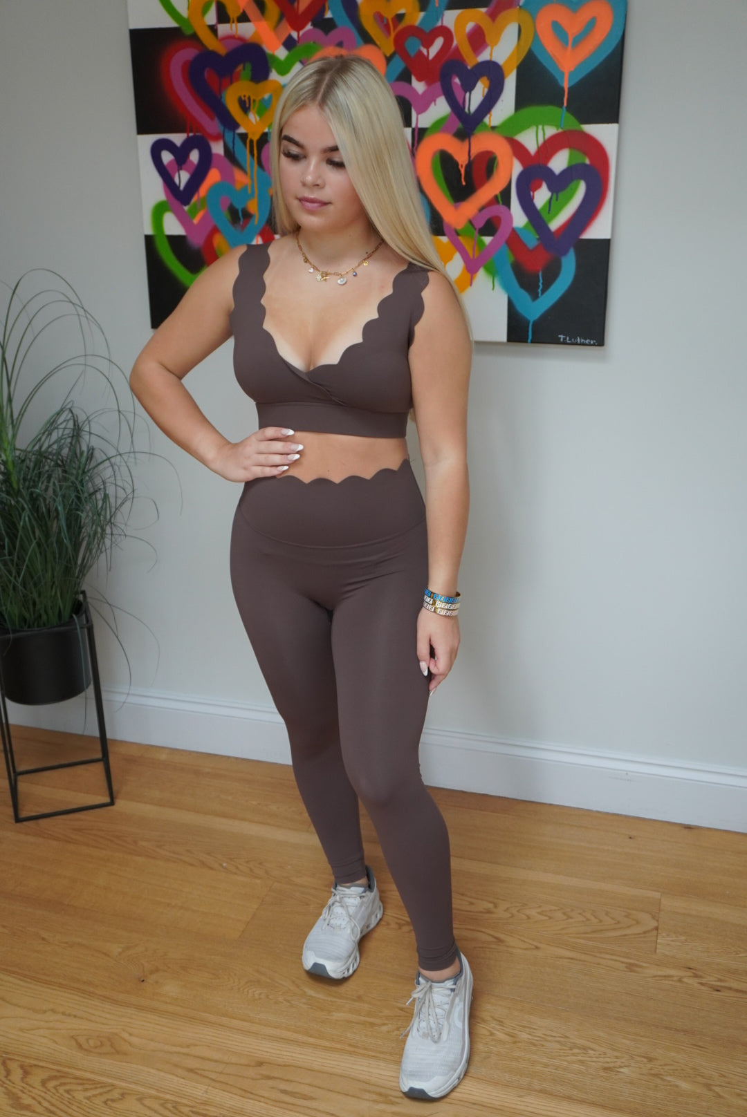 Scallop Gym Set - Brown